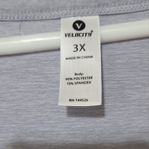 3x Velocity v neck tshirt - Picture 2 of 3